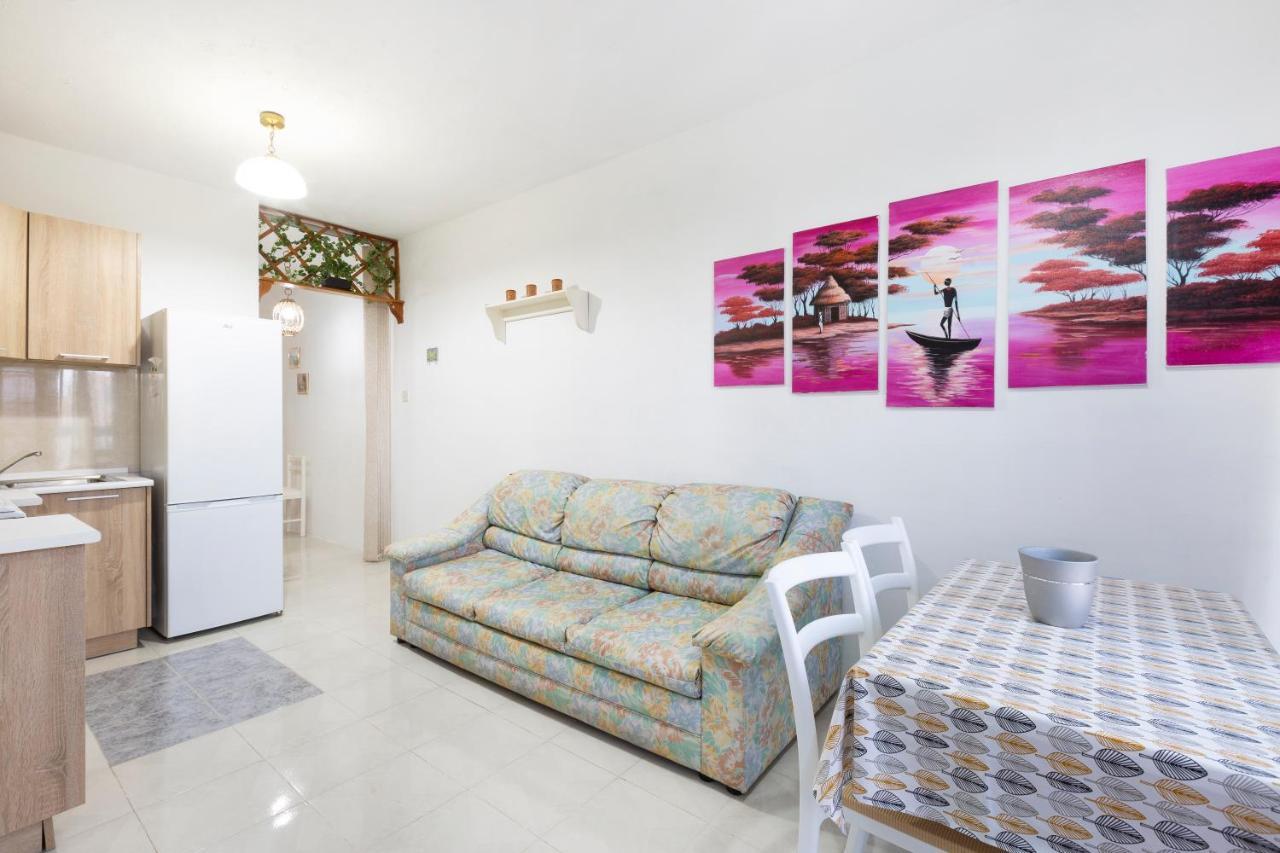 Ne1 - Lovely 2 Bedroom Apartment. Perfect Location Mellieha Exterior foto