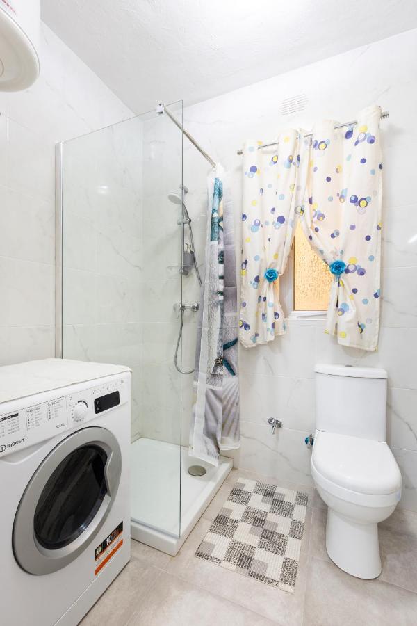 Ne1 - Lovely 2 Bedroom Apartment. Perfect Location Mellieha Exterior foto