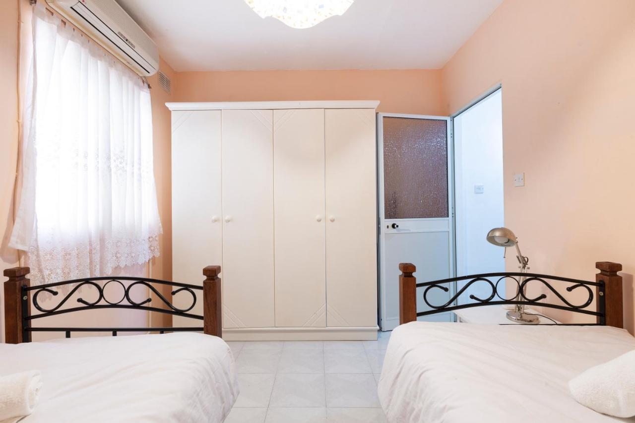 Ne1 - Lovely 2 Bedroom Apartment. Perfect Location Mellieha Exterior foto