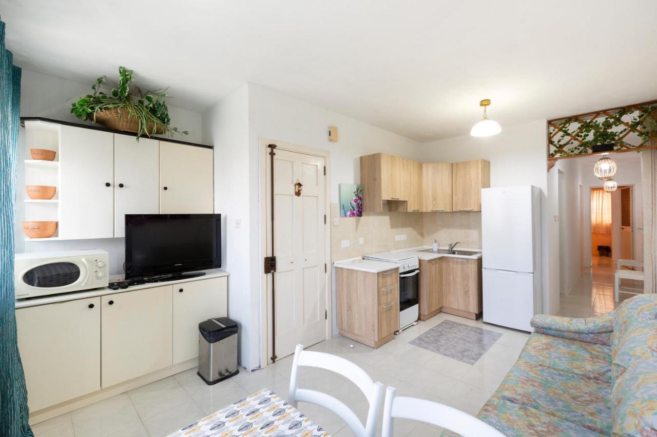 Ne1 - Lovely 2 Bedroom Apartment. Perfect Location Mellieha Exterior foto